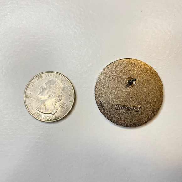 Pokemon Pokeball Hard Enamel Pin - Picture 3 of 3